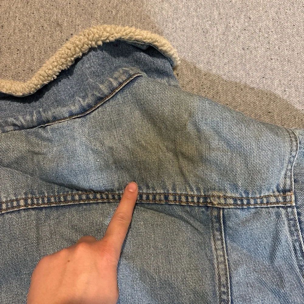 Levi's Blue Denim Sherpa Jacket - Picture 3 of 3